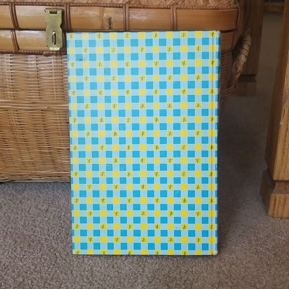 Favorite Recipes of America Desserts, Including Party Beverages, Vintage Book - Picture 2 of 5